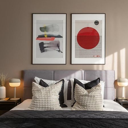 Turnkey I Central Apartment With Terrace Прага Екстериор снимка