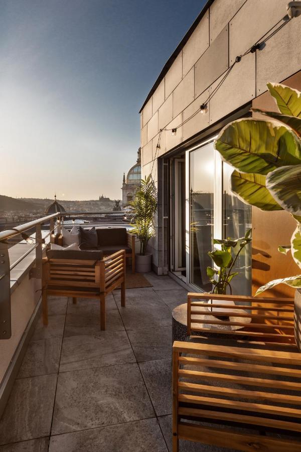 Turnkey I Central Apartment With Terrace Прага Екстериор снимка